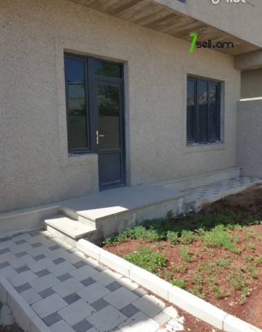 Երկու հարկանի տուն Գրիգոր Աղաբաբյան փողոցում Դավթաշենում, 170 քմ, 3+ սանհանգույց