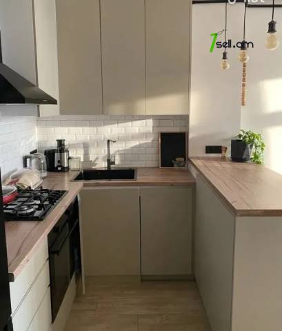 2 սենյականոց բնակարան նորակառույց շենքում Սլավիկ Չիլոյան փողոցում, 60 քմ, բարձր առաստաղներ