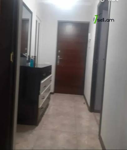 3 սենյականոց բնակարան Մարգարյան փողոցում, 78 ք.մ., 2/5 հարկ, մի քանի պատշգամբ, եվրովերանորոգված