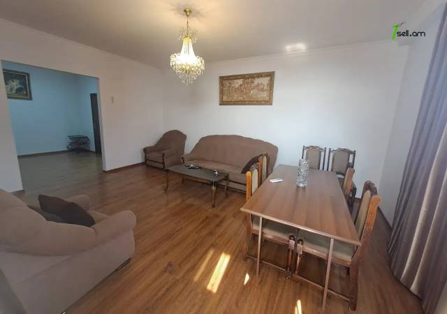 Ընդարձակ 3 սենյականոց բնակարան նորակառույց շենքում Արամի փողոցում, 160 ք.մ., 3/14 հարկ