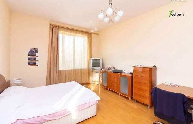 3 սենյականոց բնակարան նորակառույց շենքում Պարոնյանի փողոցում, 101 քմ, 8/11 հարկ, 2 սանհանգույց