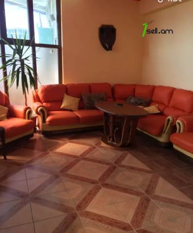 4 սենյականոց բնակարան նորակառույց շենքում Տերյան փողոցում, 193 քմ, 7/9 հարկ, 2 սանհանգույց