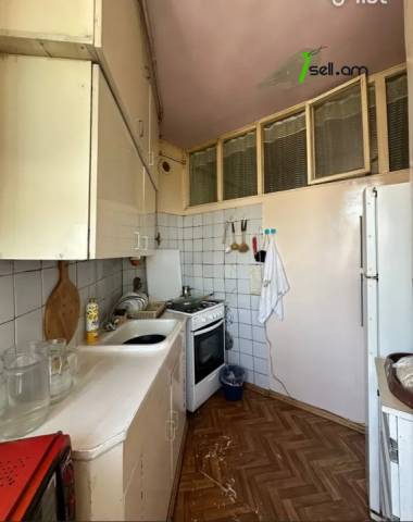 3 սենյականոց բնակարան Բաշինջաղյան փողոցում, 65 քմ, 10/16 հարկ, մի քանի պատշգամբ