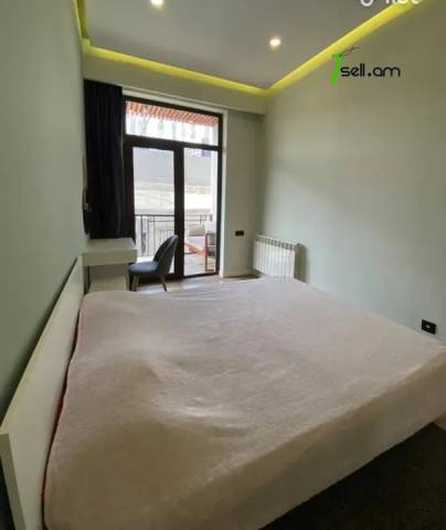 2 սենյականոց բնակարան նորակառույց շենքում Երզնկյան փողոցում, 61 քմ, 2/5 հարկ, բարձր առաստաղներ