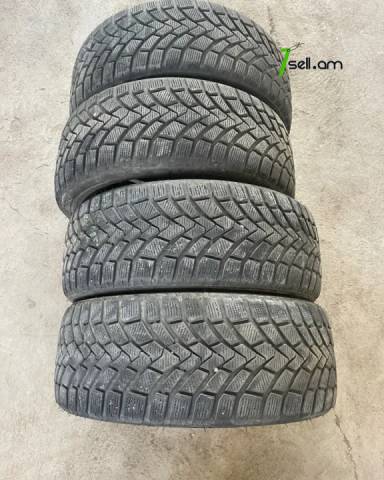 GGG. Maazzini 215/45/r17 4հատ 90%Ձմեռային անվադողեր