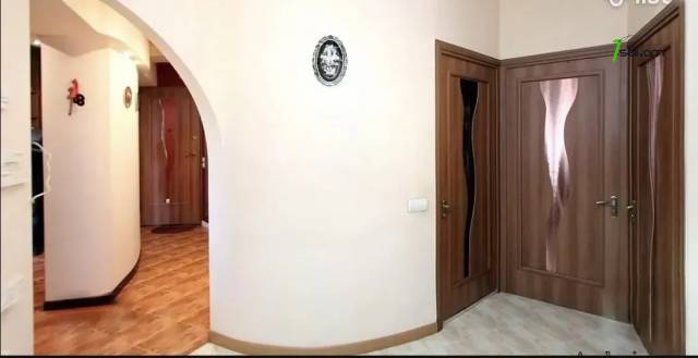 8 սենյականոց բնակարան Գյուրջյան փողոցում, 170 ք.մ., 2 սանհանգույց, դիզայներական ոճով վերանորոգված