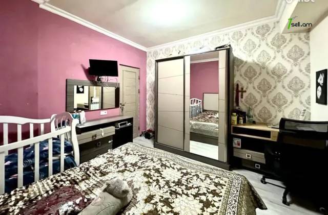 4 սենյականոց բնակարան, Դուրյան թաղամաս, 80 քմ, 1/9 հարկ, կապիտալ վերանորոգված