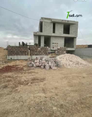 Երկու հարկանի տուն, Դավթաշեն 2-րդ թաղամաս Դավթաշենում, 230 քմ, 3+ սանհանգույց