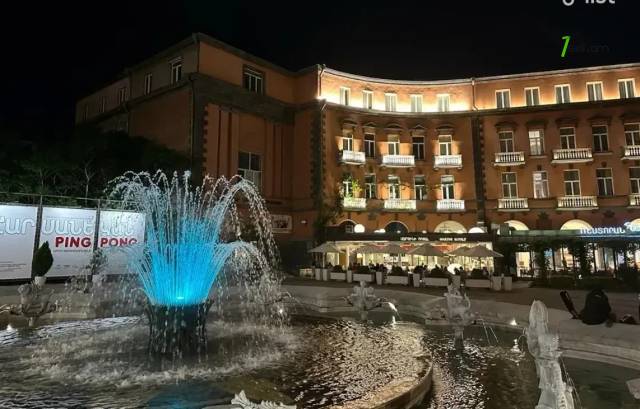 3 սենյականոց բնակարան նորակառույց շենքում Խաչատուր Աբովյանի փողոցում, 82 ք.մ., բարձր առաստաղներ