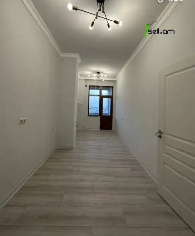 3 սենյականոց բնակարան նորակառույց շենքում Վահրամ Փափազյան փողոցում, 120 ք.մ., 2 սանհանգույց