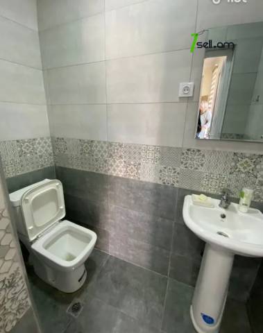 Երկու հարկանի քարե տուն Ավանում, 150 ք.մ., 2 սանհանգույց, դիզայներական ոճով վերանորոգված