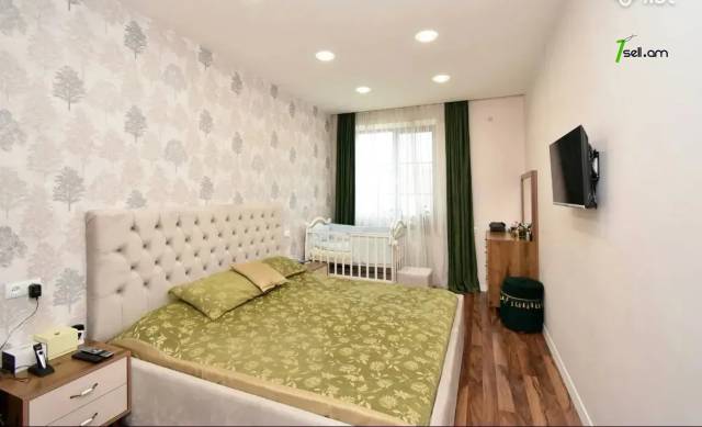 3 սենյականոց բնակարան Կոմիտասի պողոտայում, 88 քմ, նախավերջին հարկ, բարձր առաստաղներ