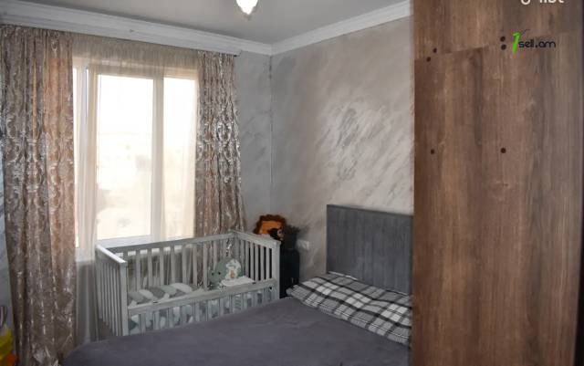 2 սենյականոց բնակարան Նելսոն Ստեփանյան փողոցում, 56 քմ, նախավերջին հարկ, կոսմետիկ վերանորոգում