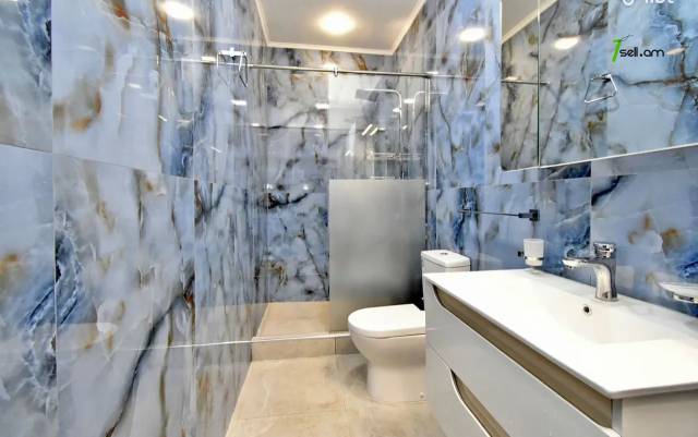 4 սենյականոց բնակարան նորակառույց շենքում, Paronyan St, 135 ք.մ., 2 սանհանգույց, բարձր առաստաղներ