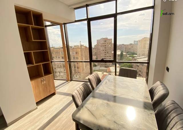 3 սենյականոց բնակարան նորակառույց շենքում Վարդանանց փողոցում, 73 քմ, 10/16 հարկ, բարձր առաստաղներ