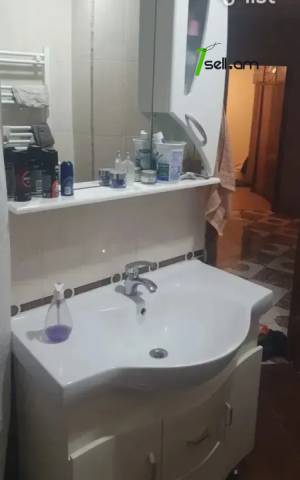 3 սենյականոց բնակարան, Թբիլիսյան խճուղի, 85 ք.մ., 12/16 հարկ, կոսմետիկ վերանորոգում