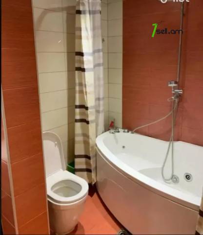 4 սենյականոց բնակարան, Դավթաշեն 4-րդ թաղամաս, 91 ք.մ., 3/9 հարկ, եվրովերանորոգված