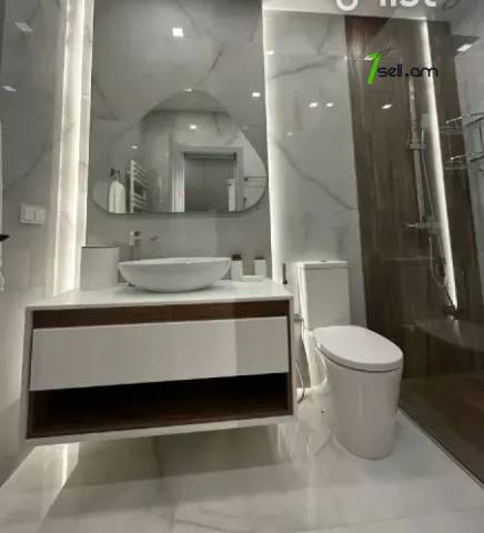 2 սենյականոց բնակարան նորակառույց շենքում Սերո Խանզադյան փողոցում, 73 ք.մ., բարձր առաստաղներ