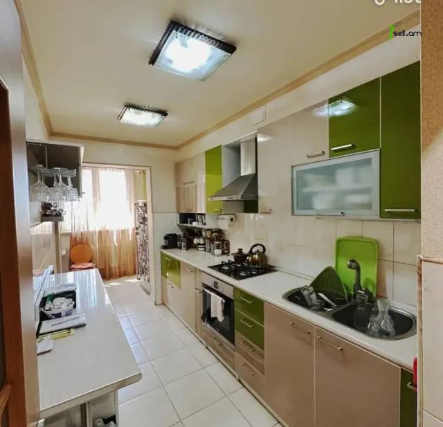 3 սենյականոց բնակարան Մելիք Մելիքյան փողոցում, 75 քմ, 3/9 հարկ, եվրովերանորոգված