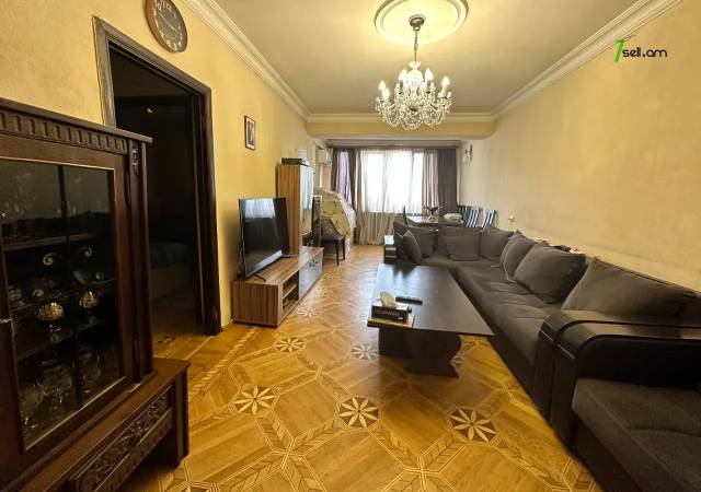 3 սենյականոց բնակարան Ծատուրյան փողոցում, 94 ք.մ., 2 սանհանգույց, 7/12 հարկ, կապիտալ վերանորոգված