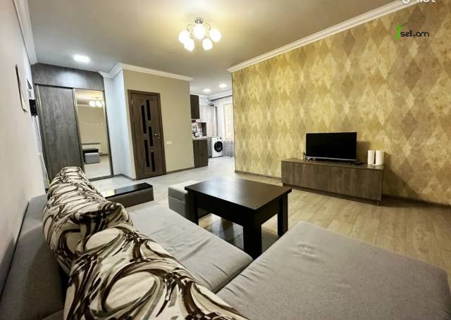 2 սենյականոց բնակարան Կոմիտասի պողոտայում, 43 ք.մ., 2/5 հարկ, դիզայներական ոճով վերանորոգված