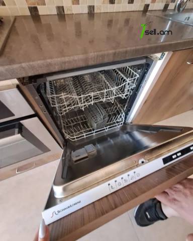 3 սենյականոց բնակարան Սարյանի փողոցում, 80 ք.մ., 5/16 հարկ, եվրովերանորոգված