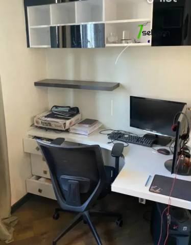 3 սենյականոց բնակարան Կոմիտասի պողոտայում, 80 ք.մ., 2/5 հարկ, կապիտալ վերանորոգված, քարե շենք