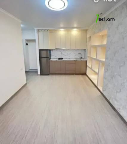 2 սենյականոց բնակարան, Vagharsh Vagharshyan street, 33 ք.մ., կապիտալ վերանորոգված, քարե շենք