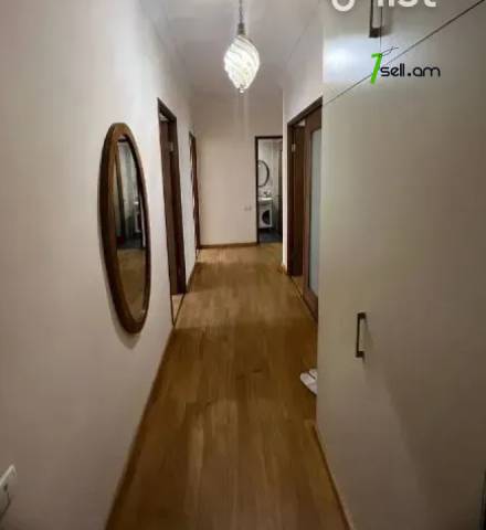 3 սենյականոց բնակարան Սարյանի փողոցում, 97 ք.մ., բարձր առաստաղներ, նախավերջին հարկ