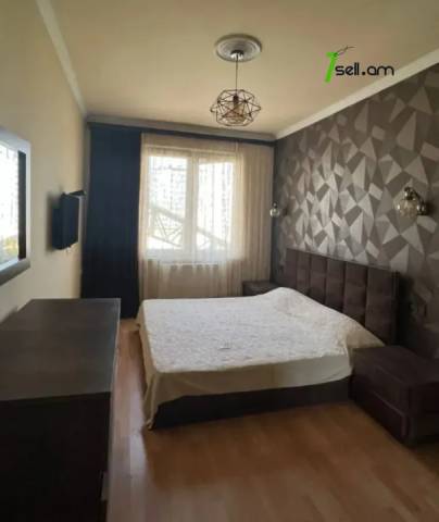 3 սենյականոց բնակարան Չեխովի փողոցում, 72 ք.մ., 5/9 հարկ, եվրովերանորոգված