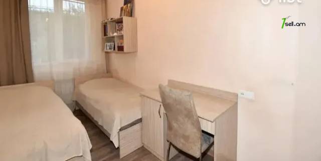 3 սենյականոց բնակարան Կոմիտասի պողոտայում, 75 ք.մ., 2/7 հարկ, 2 սանհանգույց, մի քանի պատշգամբ