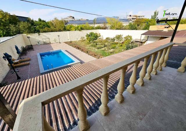 Երկու հարկանի քարե տուն Կուրղինյան փողոցում Մալաթիա Սեբաստիայում, 1654 քմ, 3+ սանհանգույց