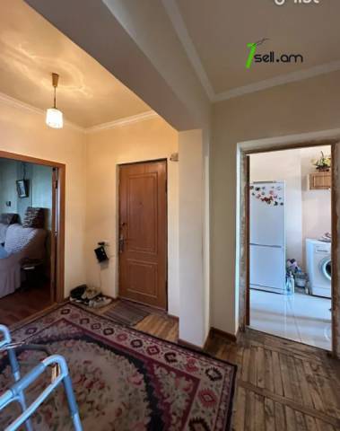 3 սենյականոց բնակարան, Դավթաշեն 1-ին թաղամաս, 98 ք.մ., 5/9 հարկ, մասնակի վերանորոգում