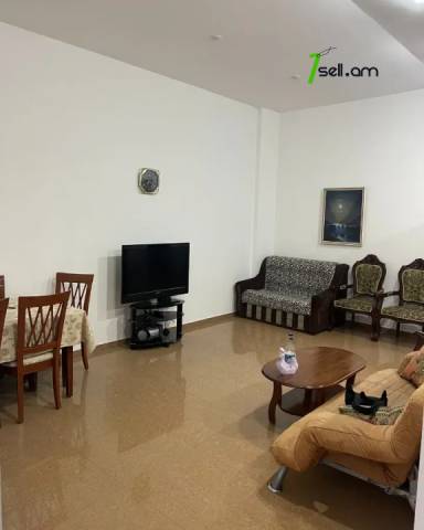 Մեկ հարկանի քարե տուն, Վահագնի թաղամաս Աջափնյակում, 80 քմ, կապիտալ վերանորոգված