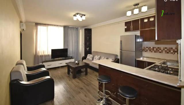 2 սենյականոց բնակարան Սունդուկյան փողոցում, 51 քմ, 6/8 հարկ, եվրովերանորոգված