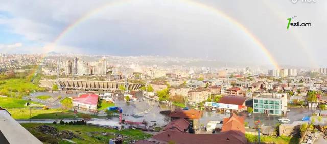 3 սենյականոց բնակարան նորակառույց շենքում, Ծիծեռնակաբերդի խճուղի, 84 ք.մ., բարձր առաստաղներ