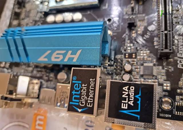 MB Asrock H97M Pro4 պրոֆեսոնալ խաղային մայրական H97 MATHERBOARD mainboard materinka mayrplata mayrakan