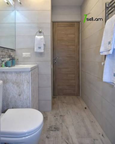 2 սենյականոց բնակարան Աղայան փողոցում, 48 ք.մ., 7/9 հարկ, դիզայներական ոճով վերանորոգված