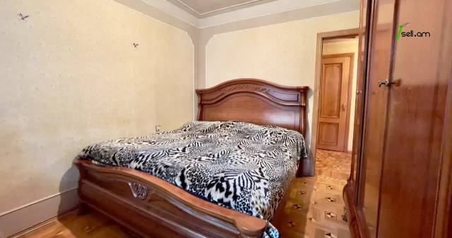 2 սենյականոց բնակարան Երվանդ Քոչարի փողոցում, 67 ք.մ., 2 սանհանգույց, 2/9 հարկ