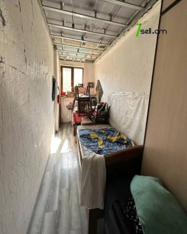 2 սենյականոց բնակարան Քաջազնունի փողոցում, 67 ք.մ., 3/10 հարկ, մասնակի վերանորոգում