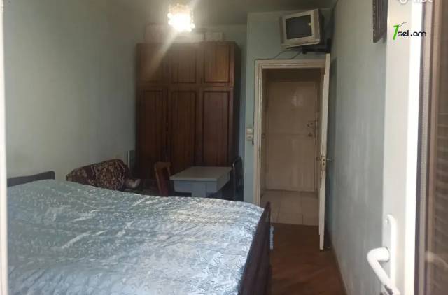 2 սենյականոց բնակարան Արտեմ Միկոյան փողոցում, 66 քմ, 3/5 հարկ, քարե շենք