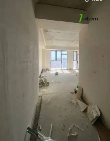 3 սենյականոց բնակարան Մամիկոնյանց փողոցում, 100 քմ, 13/16 հարկ, 2 սանհանգույց, բարձր առաստաղներ