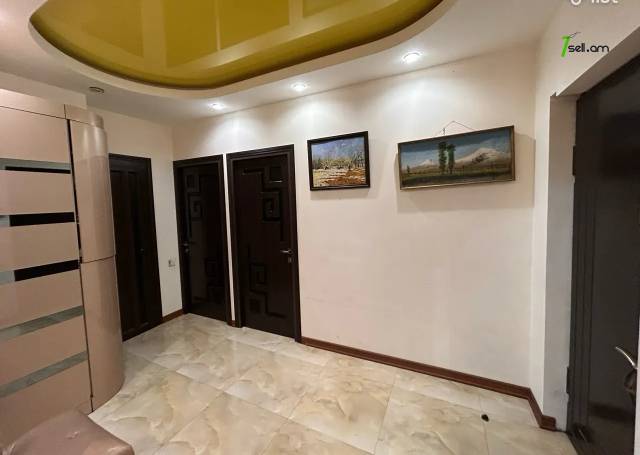 3 սենյականոց բնակարան, Davtashen 4th Street, 80 ք.մ., դիզայներական ոճով վերանորոգված