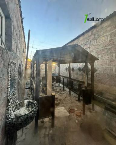 Մեկ հարկանի քարե տուն Խարբերդի 21-րդ փողոցում Նոր Խարբերդում, 150 ք.մ., կապիտալ վերանորոգված