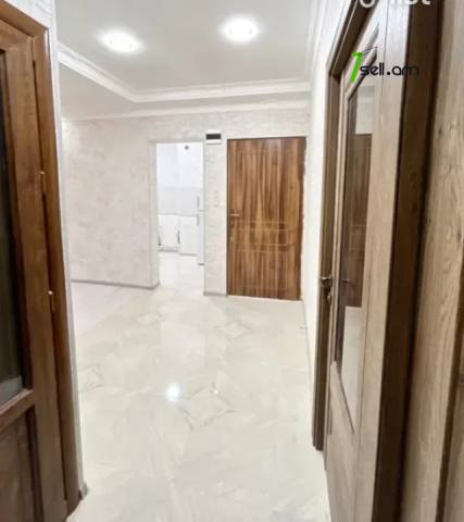 3 սենյականոց բնակարան Զաքարիա Քանաքեռցու փողոցում, 73 քմ, մի քանի պատշգամբ