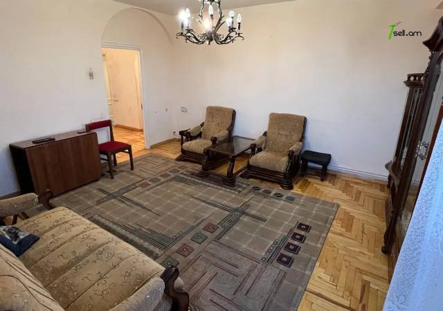 3 սենյականոց բնակարան Ամիրյան փողոցում, 100 ք.մ., 12/16 հարկ, 2 սանհանգույց, կոսմետիկ վերանորոգում