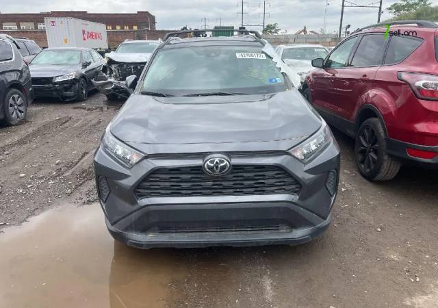 Toyota RAV4 ռասկուլաչիտ