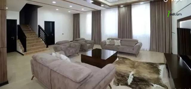 Երկու հարկանի տուն, Գ-1 թաղամաս Աջափնյակում, 280 ք.մ., 3+ սանհանգույց