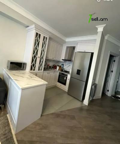 3 սենյականոց բնակարան նորակառույց շենքում Մալխասյանց փողոցում, 72 ք.մ., բարձր առաստաղներ, 4/14 հարկ