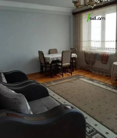 3 սենյականոց բնակարան Զաքարիա Քանաքեռցու փողոցում, 81 ք.մ., կոսմետիկ վերանորոգում, քարե շենք